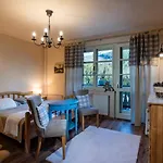 Enrico Guest house 2*