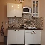 Enrico Guest house 2*