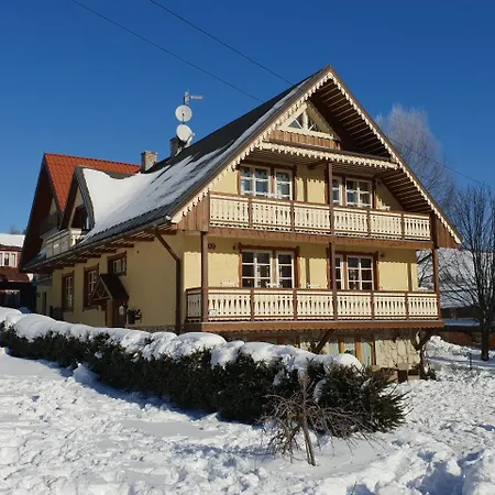 Enrico בית הארחה